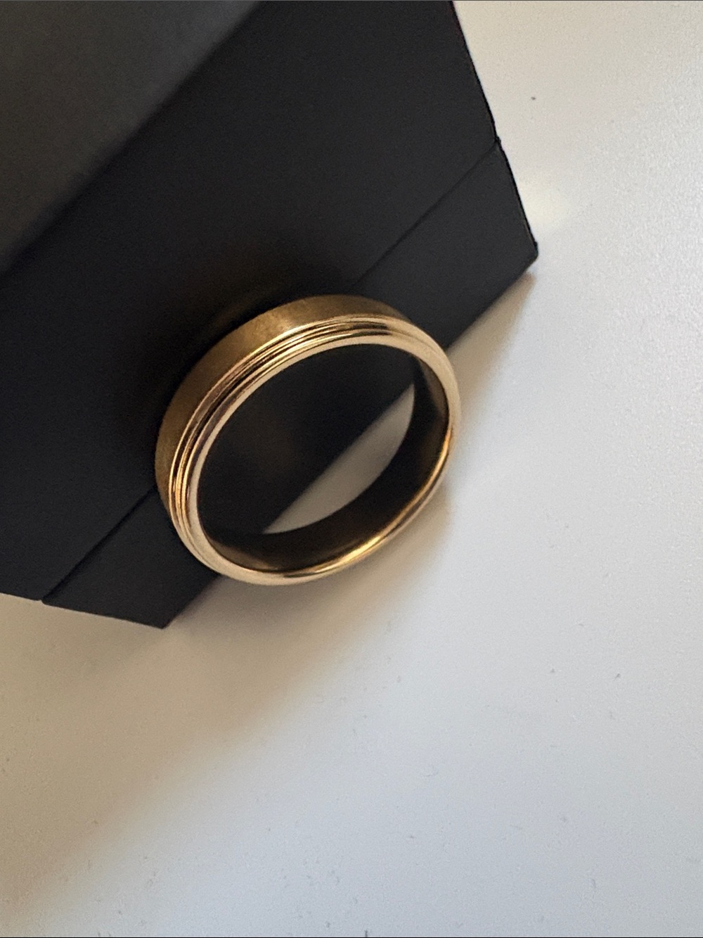 NWT [Triton] 6mm Tungsten Carbide Step Edge Comfort Wedding Band in Gold Mens 11 - Picture 7 of 14